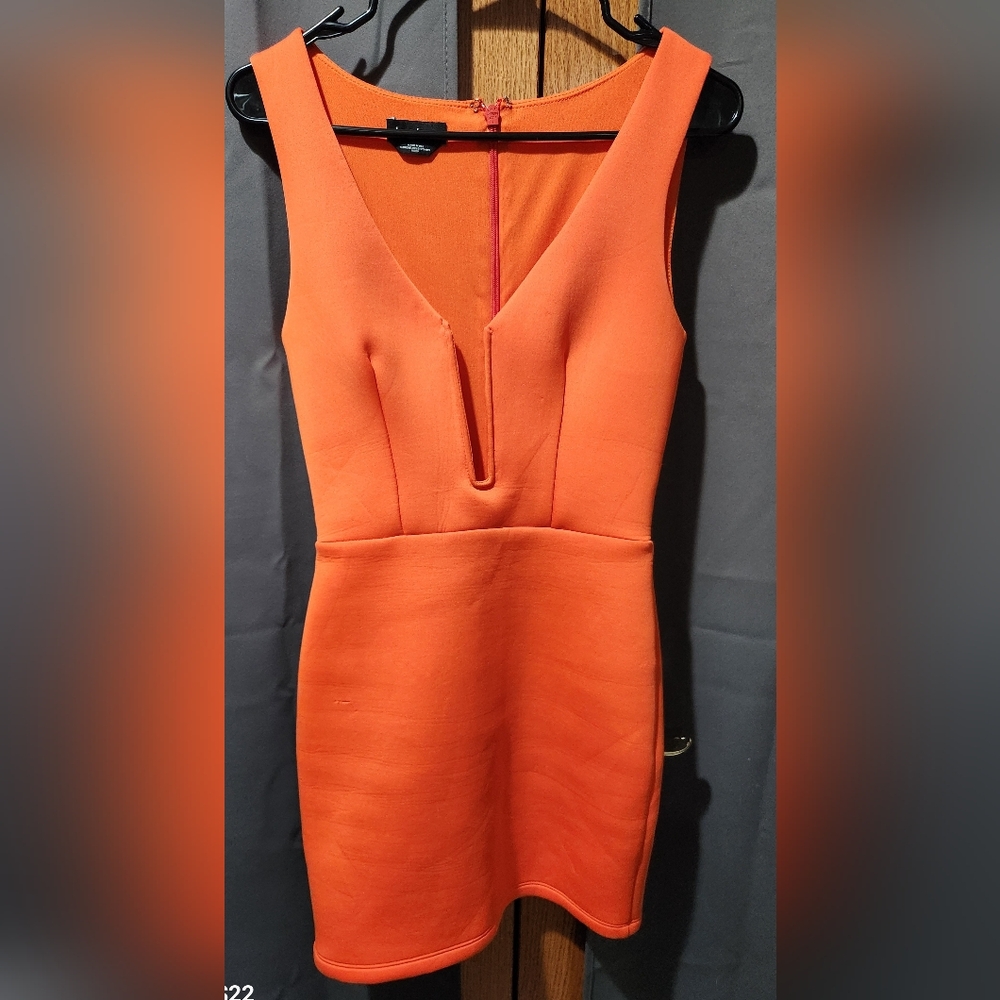 Bebe Orange Bodycon Deep Plunge Cocktail Dress - Picture 5 of 7